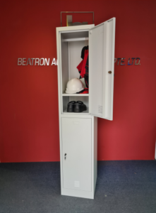 BA102-double-door-metal-locker-open-view